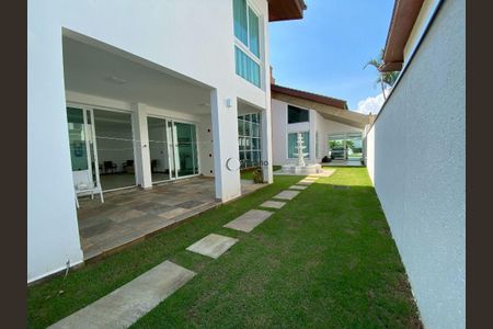 2_photo/94cdfff0d3.adea7a1cd79bc600-ATLAS-21bea05e-fd54-4cf4-9a31-c3a0372b475d.jpg de casa à venda com 5 quartos, 600m² em Jardim Acapulco, Guarujá