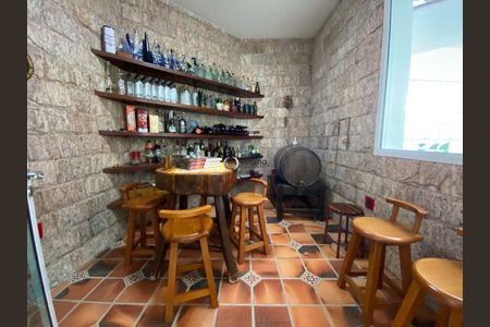 11_photo/94cdfff0d3.adea7a1cd79bc600-ATLAS-95a42c1f-202d-44ec-b073-da8d732ad153.jpg de casa à venda com 5 quartos, 600m² em Jardim Acapulco, Guarujá