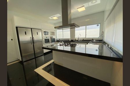 12_photo/94cdfff0d3.adea7a1cd79bc600-ATLAS-991470f5-6a93-47c5-a7fd-655a416558e2.jpg de casa à venda com 5 quartos, 600m² em Jardim Acapulco, Guarujá