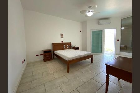 36_photo/94cdfff0d3.adea7a1cd79bc600-ATLAS-9b042bb9-842e-47f1-808f-28e12fc18bb5.jpg de casa à venda com 5 quartos, 600m² em Jardim Acapulco, Guarujá