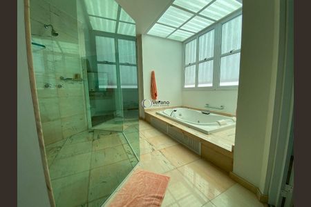 29_photo/94cdfff0d3.adea7a1cd79bc600-ATLAS-e335e424-473b-476a-b55a-3ebd6430f5c4.jpg de casa à venda com 5 quartos, 600m² em Jardim Acapulco, Guarujá