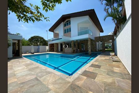 2_photo/94cdfff0d3.adea7a1cd79bc600-ATLAS-e3b8bee9-ceec-4753-b94a-95472d8aaec3.jpg de casa à venda com 5 quartos, 600m² em Jardim Acapulco, Guarujá