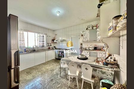 9_photo/94cdfff0d3.ba3e4f1a03d92c8a-ATLAS-9c5bf28d-d9f1-4d19-a3d4-b4a3dae3997a.jpg de casa à venda com 5 quartos, 400m² em Jardim Acapulco, Guarujá