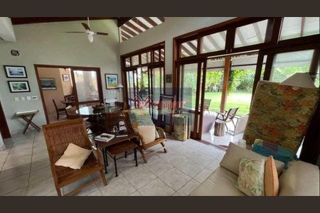 1_photo/94cdfff0d3.ceff8192393c33de-ATLAS-2de895fb-3055-4b2e-bc30-8d0e0d1852e8.jpg de casa à venda com 4 quartos, 284m² em Jardim Acapulco, Guarujá