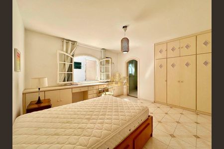 3_photo/94cdfff0d3.f279df7ab7105e24-ATLAS-5d4f43d2-0ead-455b-b4c2-9e5ce6cfab93.jpg de casa à venda com 4 quartos, 340m² em Jardim Acapulco, Guarujá