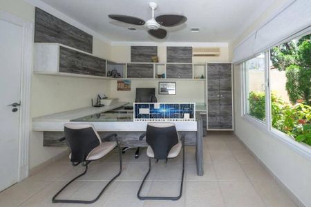 8_photo/94cdfff19f.d507f7aa6fb7bece-ATLAS-50e7da2a-a109-435e-8a96-d03335cb65ea.jpg de casa à venda com 7 quartos, 909m² em Jardim Acapulco, Guarujá