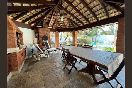 27_photo/94cdfff1c5.b88c9f23dde11cca-ATLAS-ea1584f6-5113-482d-8d07-cc233cc8e1c0.jpg de casa de condomínio à venda com 4 quartos, 500m² em Jardim Acapulco, Guarujá