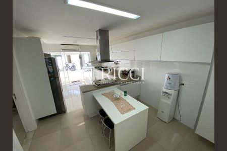 21_photo/94cdfff23d.d47dabe8817f27a7-ATLAS-7ad26be0-97ea-4d5e-8b8d-d34f1e34b8ed.jpg de casa à venda com 7 quartos, 1000m² em Jardim Acapulco, Guarujá