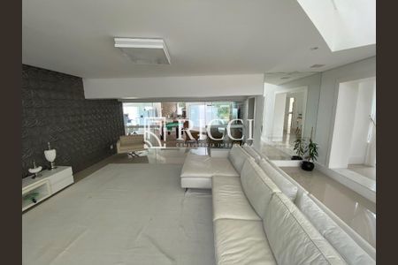 5_photo/94cdfff23d.d47dabe8817f27a7-ATLAS-8bc31d53-a1e3-4c60-a9ec-70d61a27cbb5.jpg de casa à venda com 7 quartos, 1000m² em Jardim Acapulco, Guarujá