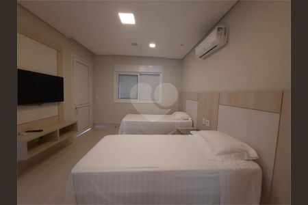 27_photo/94cdfff2ad.56f87905458f71eb-ATLAS-ac02e1e4-3a3e-4ba1-9f6c-7e0ba0c2f5ab.jpg de casa à venda com 6 quartos, 450m² em Jardim Acapulco, Guarujá