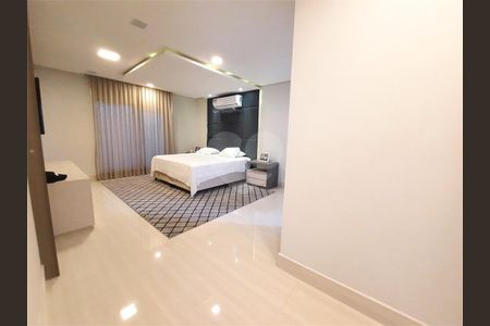 32_photo/94cdfff2ad.56f87905458f71eb-ATLAS-c7a016d8-427a-4d0e-8e22-d02f572b414f.jpg de casa à venda com 6 quartos, 450m² em Jardim Acapulco, Guarujá