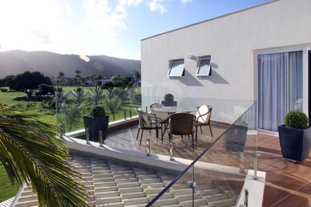 4_photo/94cdfff2db.746f1a8a88028fbe-ATLAS-18908e93-8dcd-4a91-8059-4c0cace136d0.jpg de casa à venda com 7 quartos, 1000m² em Jardim Acapulco, Guarujá