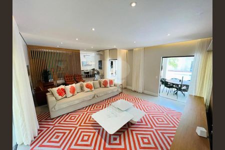 7_photo/94cdfff333.584d24cb0370a9cf-ATLAS-b378da26-6bfb-4a1b-9eeb-a2a46834d44e.jpg de casa à venda com 7 quartos, 650m² em Jardim Acapulco, Guarujá