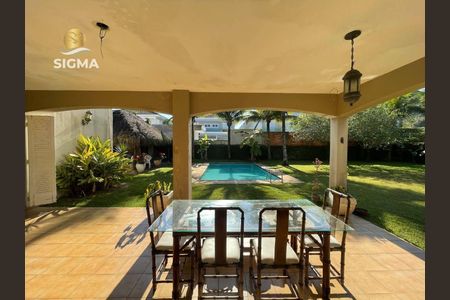 4_photo/94cdfff421.5a85c5bdfef41cf9-ATLAS-a830e545-1d9b-4ddd-9992-51386d6dae81.jpg de casa de condomínio à venda com 3 quartos, 200m² em Jardim Acapulco, Guarujá