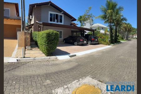 6_photo/94cdfff429.7afcace885c8310e-ATLAS-29f2252a-cbd6-4e48-aa26-12b9b7a2ac3c.jpg de casa à venda com 3 quartos, 203m² em Balneario Praia do Pernambuco, Guarujá