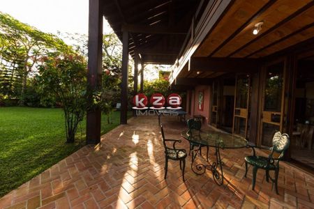 12_photo/94cdfff571.6c5c93e045adfc60-ATLAS-29bdf7cb-c279-4cc2-b74e-e74c92ae50b0.jpg de casa à venda com 4 quartos, 576m² em Balneario Praia do Pernambuco, Guarujá