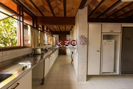 16_photo/94cdfff571.6c5c93e045adfc60-ATLAS-4cee1000-d7ff-4fd2-bbb6-766bf0137a56.jpg de casa à venda com 4 quartos, 576m² em Balneario Praia do Pernambuco, Guarujá