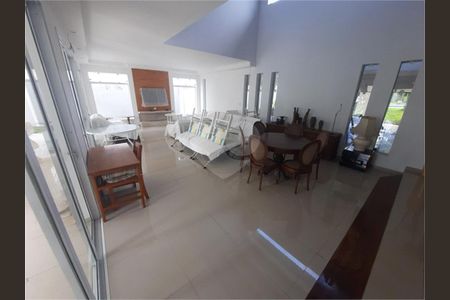 5_photo/94cdfff65b.07fb07773285f6be-ATLAS-17c8a028-8bb2-4e05-8720-df332f72c3ac.jpg de casa para alugar com 4 quartos, 480m² em Morrinhos, Guarujá