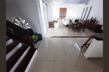 11_photo/94cdfff65b.07fb07773285f6be-ATLAS-3860ee53-d6df-4e9c-8e25-dd859201232a.jpg de casa para alugar com 4 quartos, 480m² em Morrinhos, Guarujá