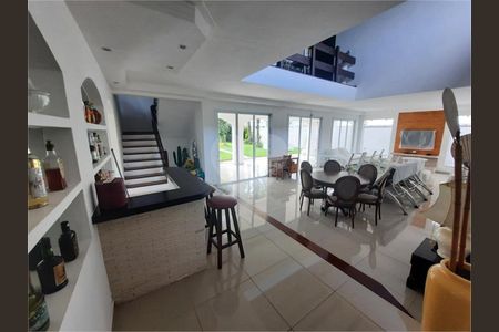 10_photo/94cdfff65b.07fb07773285f6be-ATLAS-5541db1e-8c5f-4bb1-a554-76b6558d20fc.jpg de casa para alugar com 4 quartos, 480m² em Morrinhos, Guarujá