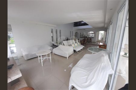 16_photo/94cdfff65b.07fb07773285f6be-ATLAS-ef02ac1c-7220-437c-8ce6-2d60c0884a9c.jpg de casa para alugar com 4 quartos, 480m² em Morrinhos, Guarujá