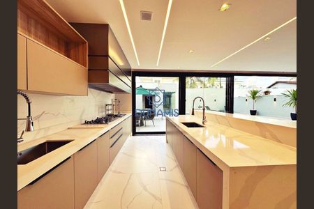 10_photo/94cdfff687.2f15d505e37c7ac5-ATLAS-b0e04d84-bac7-4316-a2be-bcd45686ddd0.jpg de casa à venda com 0 quarto, 422m² em Jardim Acapulco, Guarujá