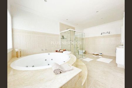 4_photo/94cdfff6c3.dd36eae811456584-ATLAS-12abd20b-7d32-432f-a664-01e9c6b2c2ea.jpg de casa à venda com 6 quartos, 2000m² em Jardim Acapulco, Guarujá