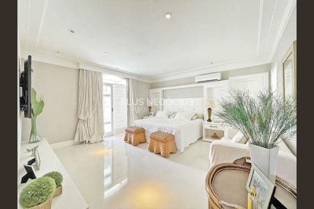 2_photo/94cdfff6c3.dd36eae811456584-ATLAS-79f35427-cd8d-468c-acb1-e55638d2e62d.jpg de casa à venda com 6 quartos, 2000m² em Jardim Acapulco, Guarujá