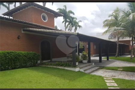 77_photo/94cdfff7ab.242163829a78200a-ATLAS-e40ee5ed-8bc2-4ee1-b251-884592ae1c41.jpg de casa para alugar com 9 quartos, 670m² em Jardim Acapulco, Guarujá