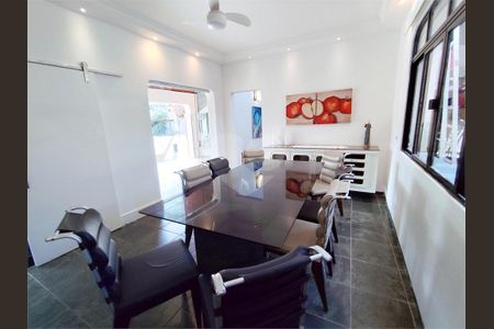 4_photo/94cdfffa2b.ffdd1ddaa3c736e5-ATLAS-1d1d0cd4-fb2c-4b4c-beed-f19fa536398e.jpg de casa à venda com 5 quartos, 720m² em Jardim Acapulco, Guarujá