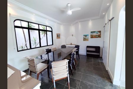 18_photo/94cdfffa2b.ffdd1ddaa3c736e5-ATLAS-f1feecd7-f455-4fa4-adf4-6b97fda1e8ea.jpg de casa à venda com 5 quartos, 720m² em Jardim Acapulco, Guarujá