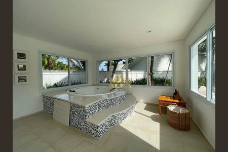 6_photo/94cdfffa5f.ffdd1ddaa3c736e5-ATLAS-2b043702-3570-41b2-8e13-bdb8d9772b60.jpg de casa de condomínio à venda com 6 quartos, 1000m² em Jardim Acapulco, Guarujá