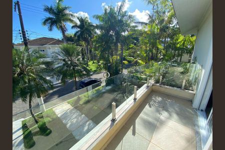 33_photo/94cdfffa61.5afd90b9c05d4dec-ATLAS-4cf8f29a-8c01-4909-9fa5-db7e5f1222d8.jpg de casa de condomínio à venda com 5 quartos, 550m² em Jardim Acapulco, Guarujá