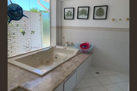 11_photo/94cdfffa77.c64c8e3c826864d5-ATLAS-3cd51256-40ee-4b5b-85ba-dc4c434414c1.jpg de casa à venda com 7 quartos, 685m² em Jardim Acapulco, Guarujá