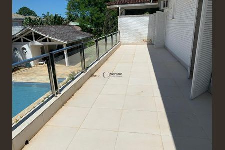 32_photo/94cdfffa77.c64c8e3c826864d5-ATLAS-4d1bf08d-96f2-4f13-bc47-1372fb7e9865.jpg de casa à venda com 7 quartos, 685m² em Jardim Acapulco, Guarujá