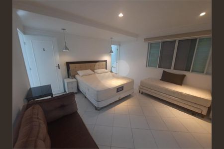 11_photo/94cdfffb49.c9b2d6e14d401612-ATLAS-c9d8a2a2-af59-4fb5-b2e1-0e73834c3894.jpg de casa à venda com 7 quartos, 800m² em Jardim Acapulco, Guarujá