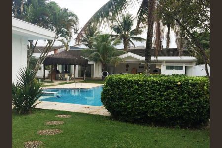 4_photo/94cdfffb53.f34b82a44adf642d-ATLAS-e59cbf4a-4e4c-4012-b20a-742643544640.jpg de casa de condomínio à venda com 7 quartos, 750m² em Jardim Acapulco, Guarujá