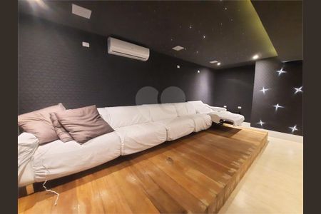 8_photo/94cdfffbc7.8e927f3430f5a69c-ATLAS-1d4a0db7-61c8-4cf8-996e-3b704b56a5ae.jpg de casa à venda com 6 quartos, 1100m² em Jardim Acapulco, Guarujá