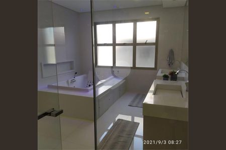 2_photo/94cdfffbd9.3e1b4b7d4b39a1bc-ATLAS-198b165a-7b4d-4eff-a55e-064adfb31c09.jpg de casa à venda com 7 quartos, 900m² em Jardim Acapulco, Guarujá