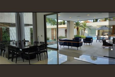 8_photo/94cdfffbd9.3e1b4b7d4b39a1bc-ATLAS-d4f4f8dc-5a65-4a4c-8032-b0607f7ec5f7.jpg de casa à venda com 7 quartos, 900m² em Jardim Acapulco, Guarujá