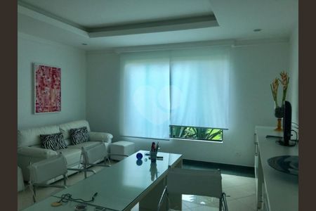 8_photo/94cdfffbd9.eda30562fec2c246-ATLAS-6c525a34-fd23-4e21-83cf-5019384f5baf.jpg de casa à venda com 7 quartos, 800m² em Jardim Acapulco, Guarujá