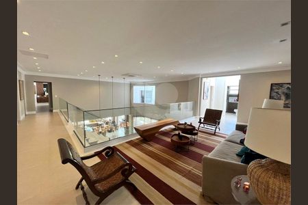 9_photo/94cdfffbdb.b6ff4639c4cf698b-ATLAS-6c0a65a2-fabb-4129-b665-8a7fd8fc0aa6.jpg de casa à venda com 11 quartos, 1623m² em Jardim Acapulco, Guarujá