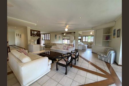 9_photo/94cdfffbf1.a06c554ccff76e37-ATLAS-6f801c8e-f362-43cf-bca1-9a7072ef8118.jpg de casa à venda com 4 quartos, 1100m² em Jardim Acapulco, Guarujá