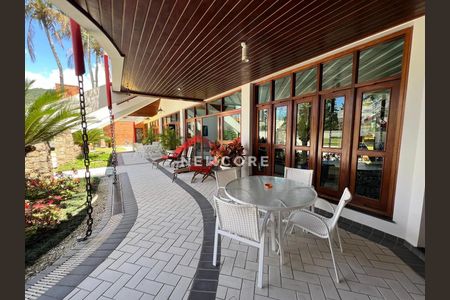 27_photo/94cdfffcc9.364cdb59f22b30dd-ATLAS-91c0419e-b246-4fd2-a01b-99cbf0088272.jpg de casa de condomínio à venda com 4 quartos, 760m² em Jardim Acapulco, Guarujá