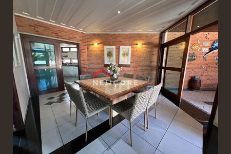 22_photo/94cdfffcc9.364cdb59f22b30dd-ATLAS-98d562ca-5b5a-47e5-956d-562fbc0a85a1.jpg de casa de condomínio à venda com 4 quartos, 760m² em Jardim Acapulco, Guarujá