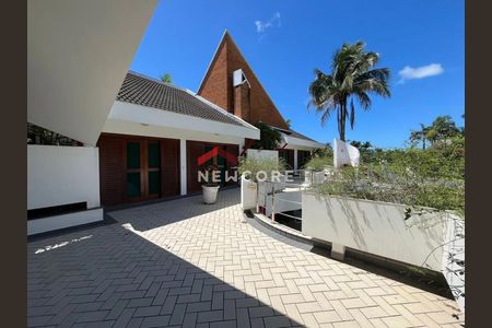 35_photo/94cdfffcc9.364cdb59f22b30dd-ATLAS-c89334ca-ab1c-4375-aea6-11e056de5ef7.jpg de casa de condomínio à venda com 4 quartos, 760m² em Jardim Acapulco, Guarujá