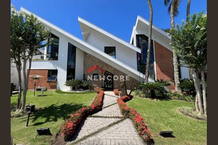 37_photo/94cdfffcc9.364cdb59f22b30dd-ATLAS-c91cda80-3d11-4aea-be37-79a760c2615f.jpg de casa de condomínio à venda com 4 quartos, 760m² em Jardim Acapulco, Guarujá