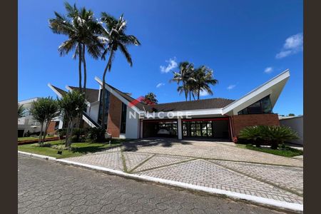 36_photo/94cdfffcc9.364cdb59f22b30dd-ATLAS-db975521-5337-49cd-a098-5ae3dd61e4d2.jpg de casa de condomínio à venda com 4 quartos, 760m² em Jardim Acapulco, Guarujá