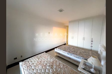 19_photo/94ce000177.2762cc4664d60a13-ATLAS-5b3572a3-3d41-4821-8652-ba6720a2cecc.jpg de apartamento à venda com 4 quartos, 177m² em Jardim Virginia, Guarujá