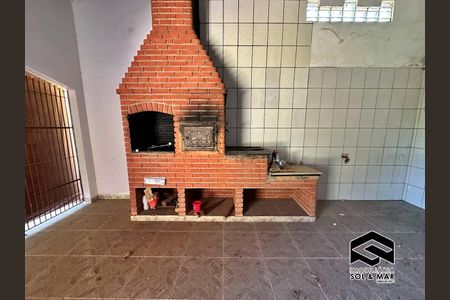 5_photo/94ce0001dd.9e0f63e34932a427-ATLAS-3e9d8e5d-493a-4fa8-9af2-ad206e4bbe66.jpg de casa à venda com 1 quarto, 444m² em Jardim Virginia, Guarujá